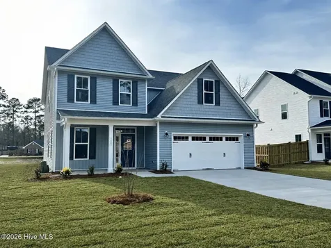 1067 Lexington Avenue NE Leland NC 28451