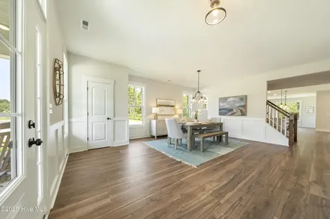 1067 Lexington Avenue NE Leland NC 28451