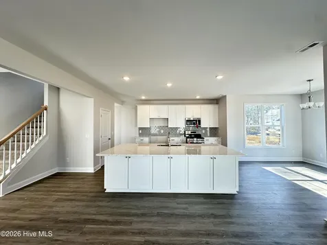 1067 Lexington Avenue NE Leland NC 28451