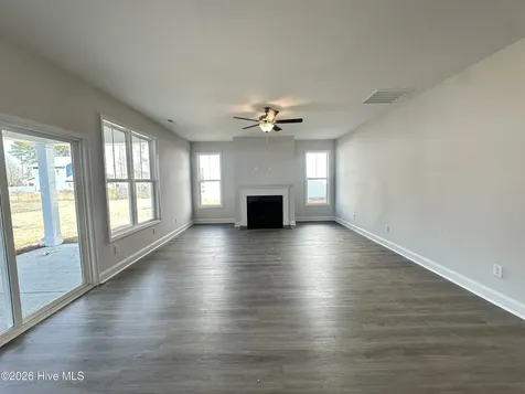 1067 Lexington Avenue NE Leland NC 28451