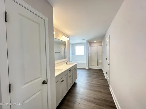1067 Lexington Avenue NE Leland NC 28451