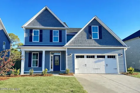 1067 Lexington Avenue NE Leland NC 28451