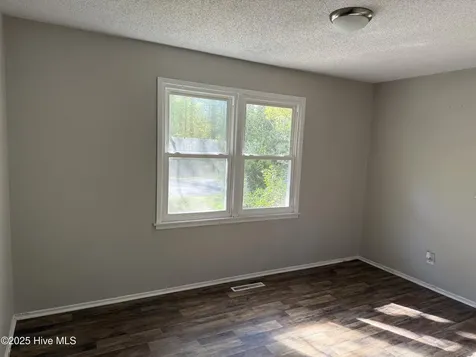 809 River Street Jacksonville NC 28540