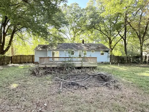 809 River Street Jacksonville NC 28540