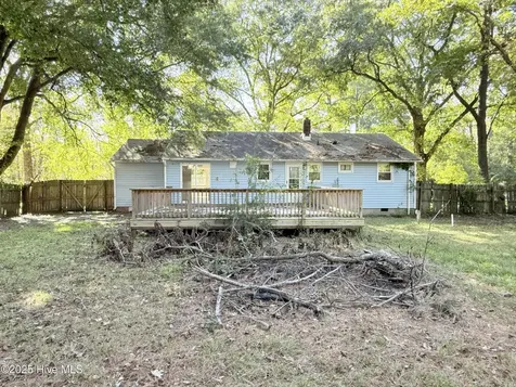 809 River Street Jacksonville NC 28540