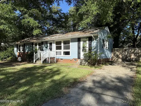 809 River Street Jacksonville NC 28540