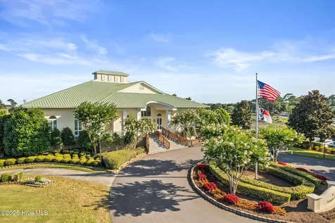 3454 Members Club Boulevard Southport NC 28461