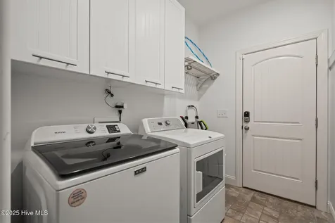 3208 E Pelican Drive Oak Island NC 28465