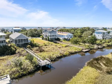 3208 E Pelican Drive Oak Island NC 28465