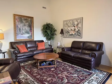 206 Hibiscus Way Wilmington NC 28412