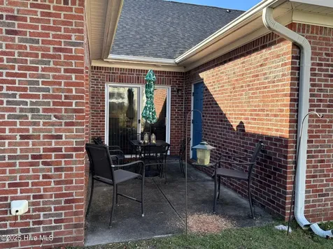 206 Hibiscus Way Wilmington NC 28412