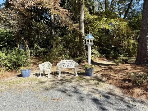 902 Aberdeen Road Laurinburg NC 28352