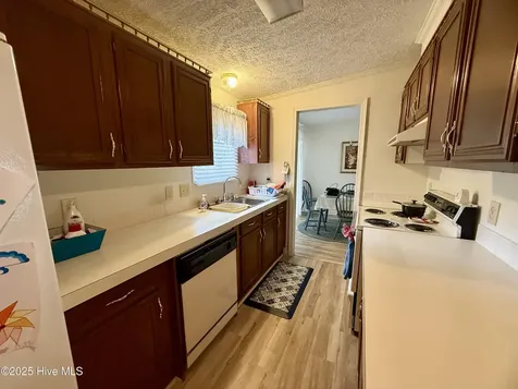 902 Aberdeen Road Laurinburg NC 28352