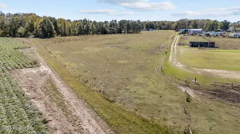 7477 N Nc 58 Castalia NC 27816