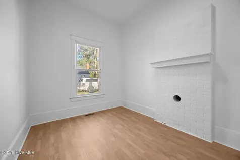 306 W 2nd Street Robersonville NC 27871