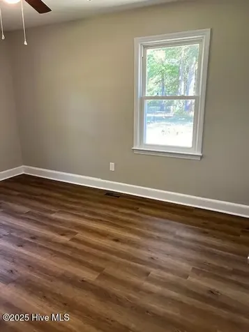 1817 Cobb Road Kinston NC 28501