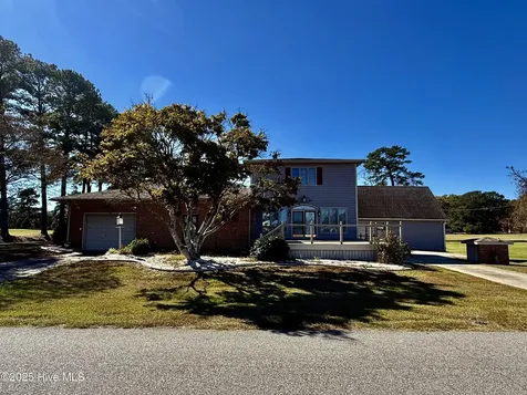 1020 Dixie Trail Williamston NC 27892