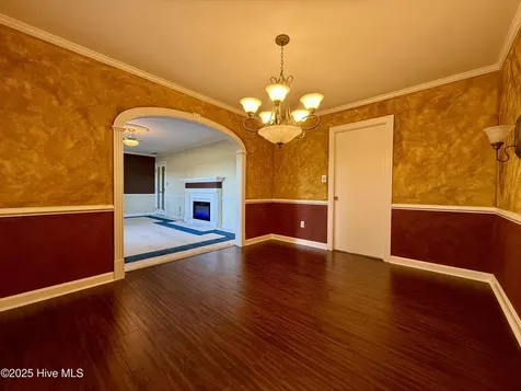 1020 Dixie Trail Williamston NC 27892