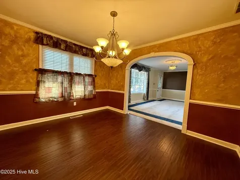 1020 Dixie Trail Williamston NC 27892