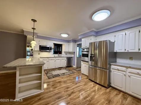 1020 Dixie Trail Williamston NC 27892