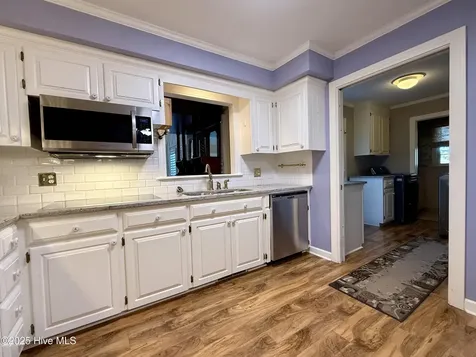 1020 Dixie Trail Williamston NC 27892