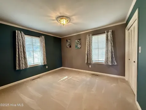 1020 Dixie Trail Williamston NC 27892