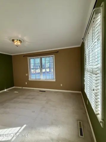 1020 Dixie Trail Williamston NC 27892