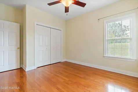 1234 Birkdale Drive Winnabow NC 28479