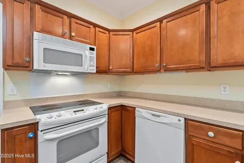 1234 Birkdale Drive Winnabow NC 28479