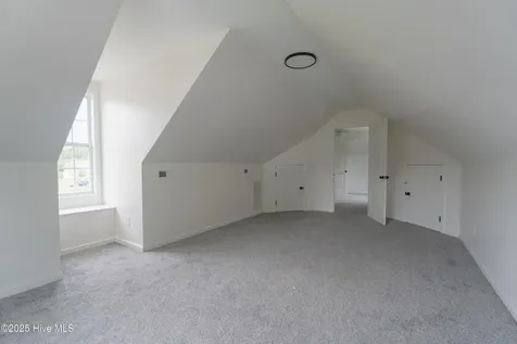 404 Silva Cove Richlands NC 28574