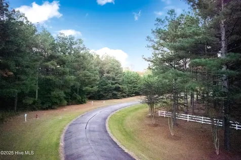 223 Plumtree Circle Edenton NC 27932