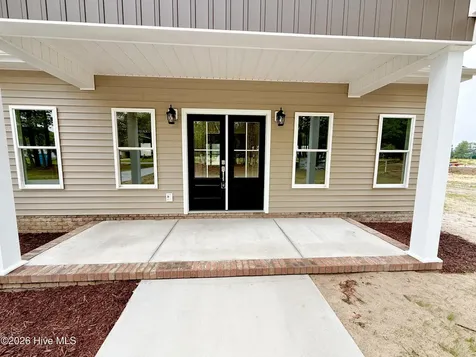 3128 Kelly Road Kinston NC 28504