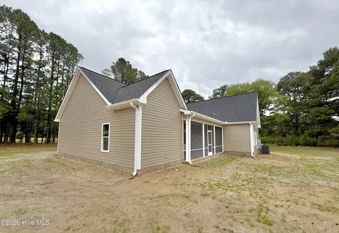 3128 Kelly Road Kinston NC 28504