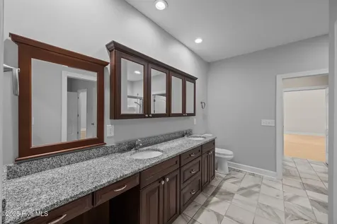 402 Whittaker Point Road Oriental NC 28571
