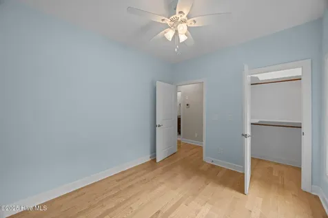 402 Whittaker Point Road Oriental NC 28571