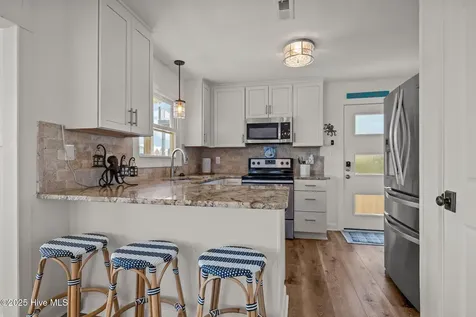 7122 Ocean Drive Emerald Isle NC 28594