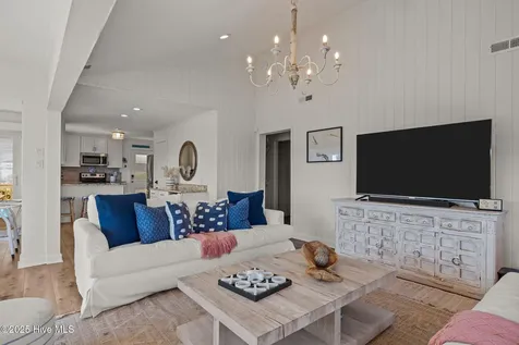7122 Ocean Drive Emerald Isle NC 28594