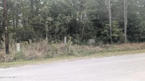 498 Redwood Road Southport NC 28461