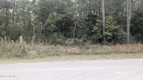 498 Redwood Road Southport NC 28461