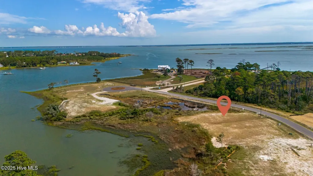 537 Freedom Park Road Beaufort NC 28516