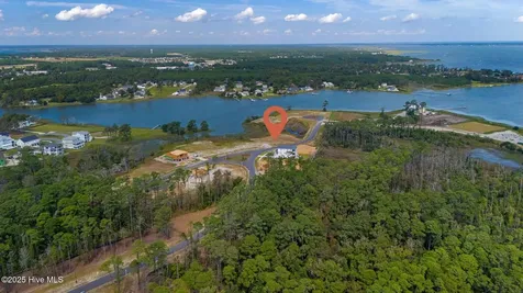 533 Freedom Park Road Beaufort NC 28516
