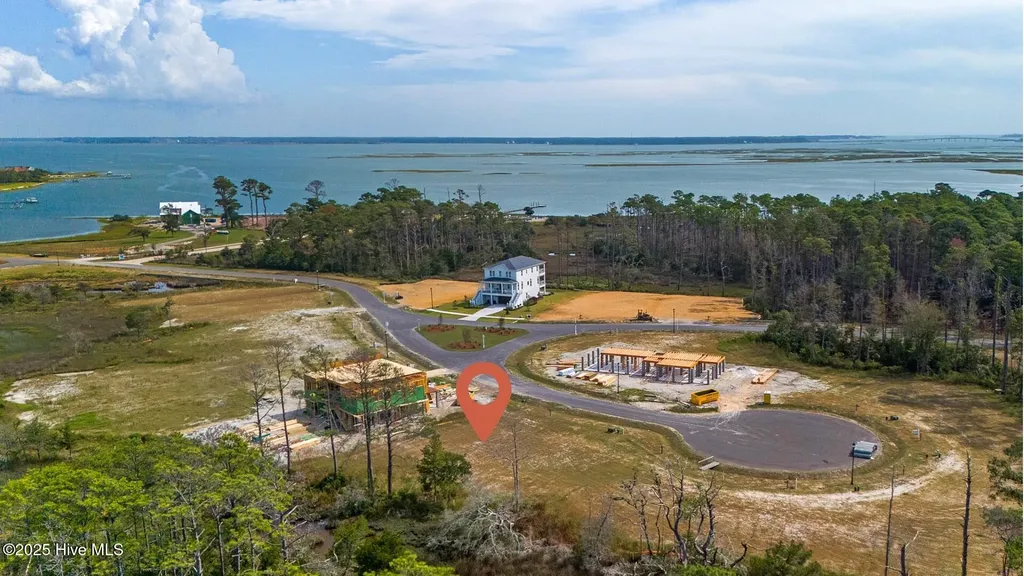 504 Swan Court Beaufort NC 28516