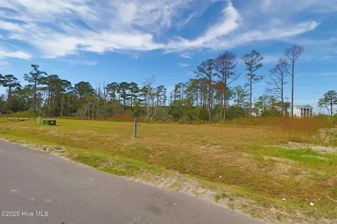 504 Swan Court Beaufort NC 28516