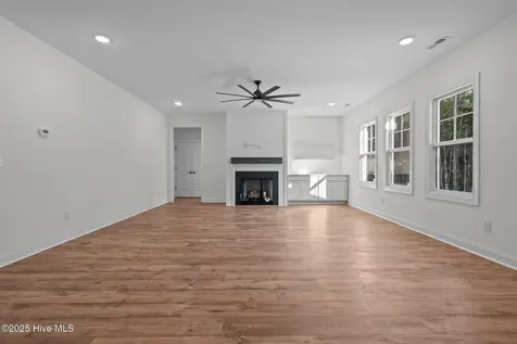 150 Hickory Pointer Way Cameron NC 28326
