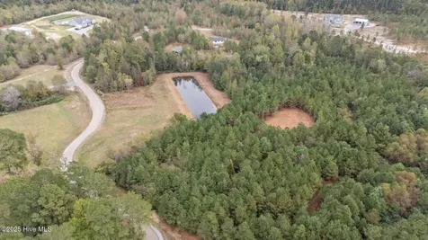 150 Hickory Pointer Way Cameron NC 28326