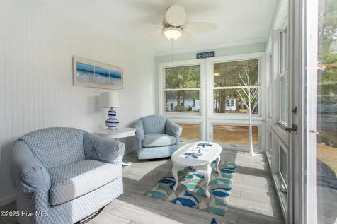 121 Little Circle Hertford NC 27944