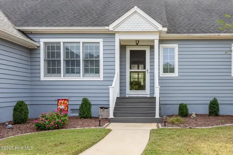 121 Little Circle Hertford NC 27944