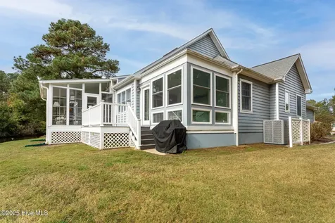 121 Little Circle Hertford NC 27944