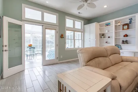 121 Little Circle Hertford NC 27944