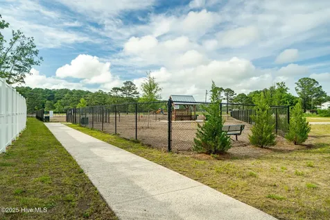 467 Freedom Park Road Beaufort NC 28516
